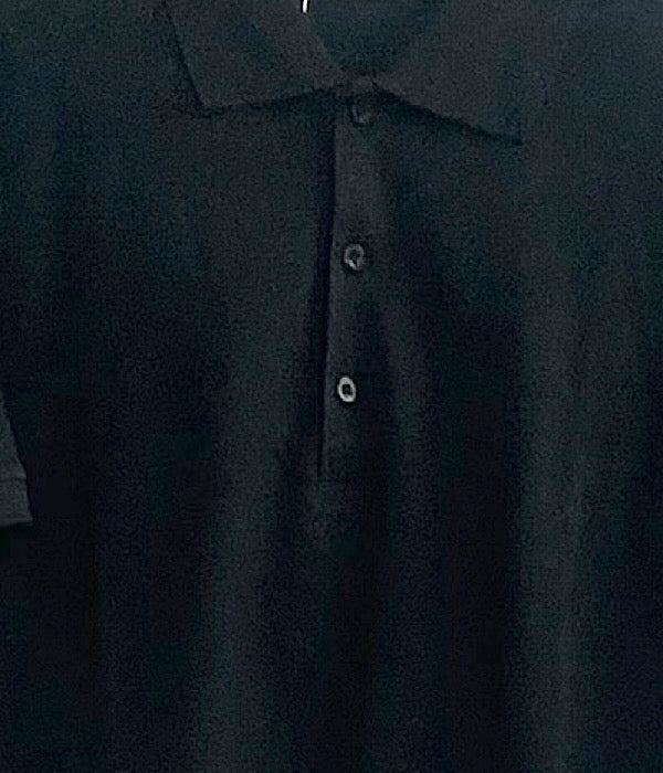 Helen 199 polo blouse med korte ærmer i sort