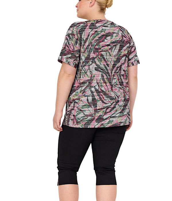 Wasabi Sarina 16 t-shirt