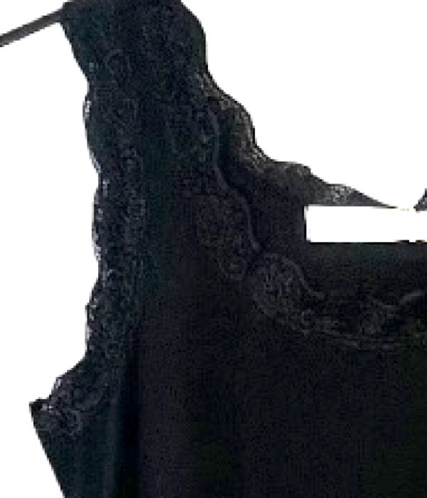 9365 Lace plus top, black