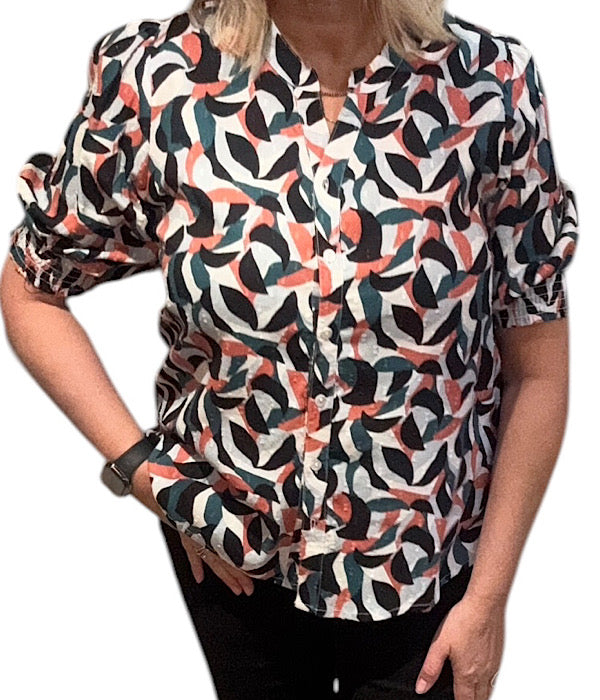 9596 Bluse med smock, red boota