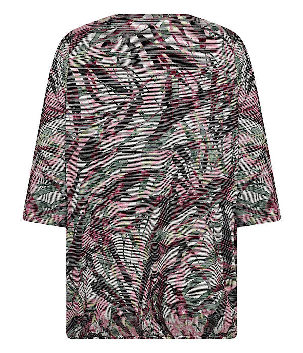 Wasabi Sarina 17 t-shirt