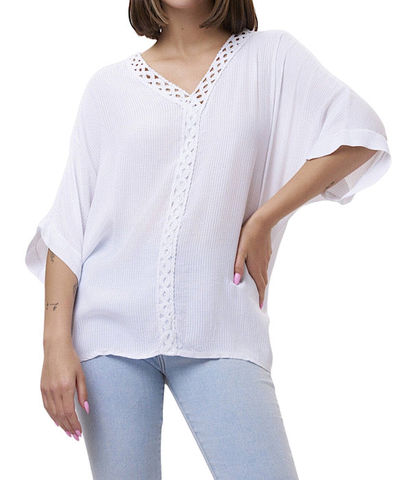 Nanna bluse med v-hals og blonde