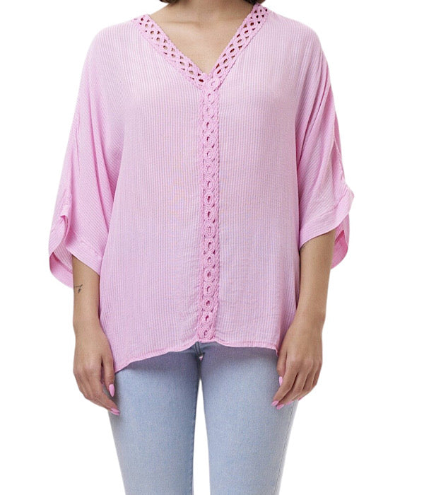 Nanna bluse med v-hals og blonde