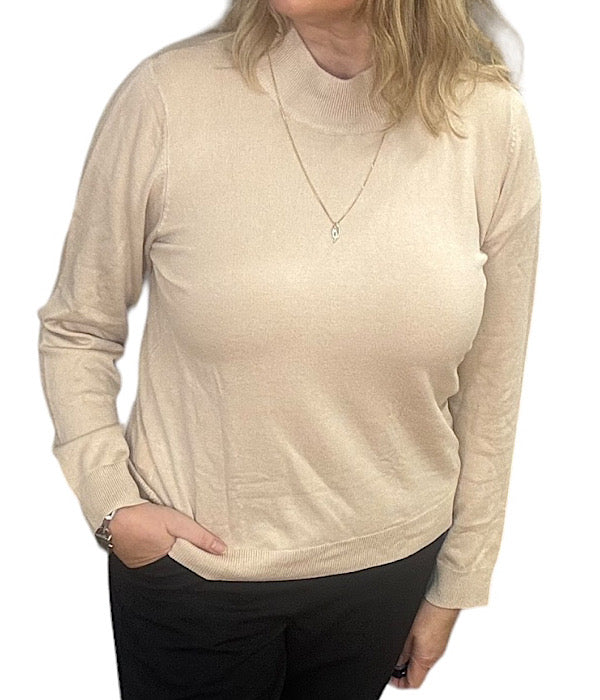 Fri knit turtle neck, cream