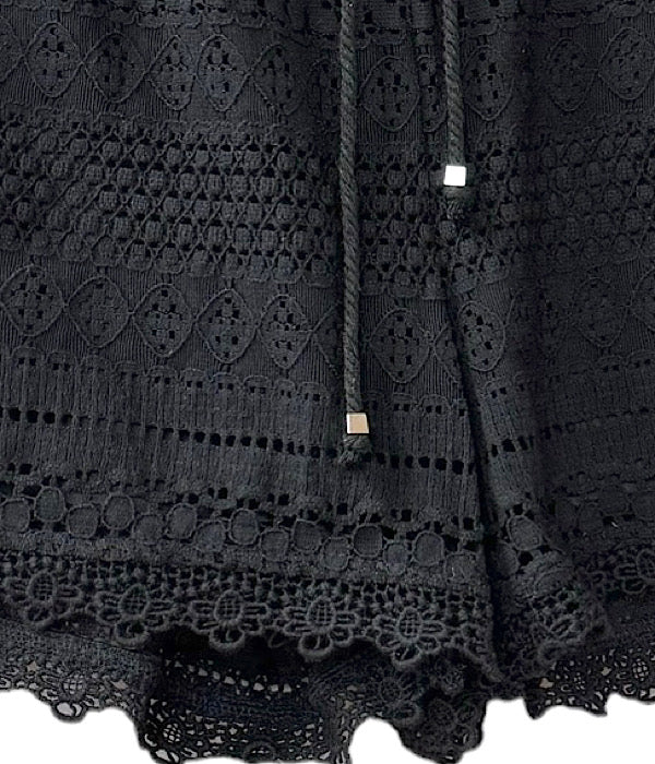 VM Honey lace shorts, black