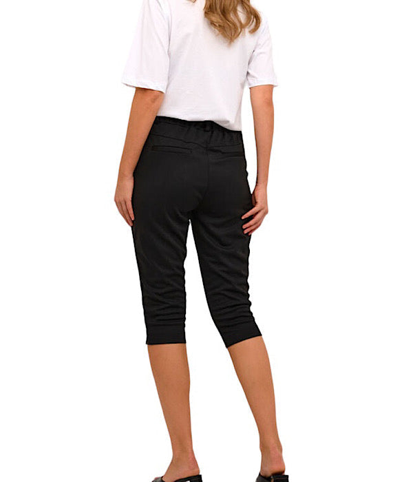 KAFFE Jenny capri bukser i sort