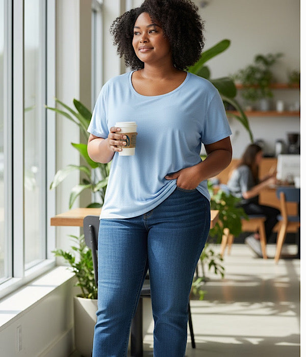 VM CURVE Aya t-shirt, lys blå