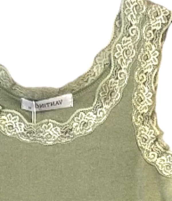 9364 Lace top, army