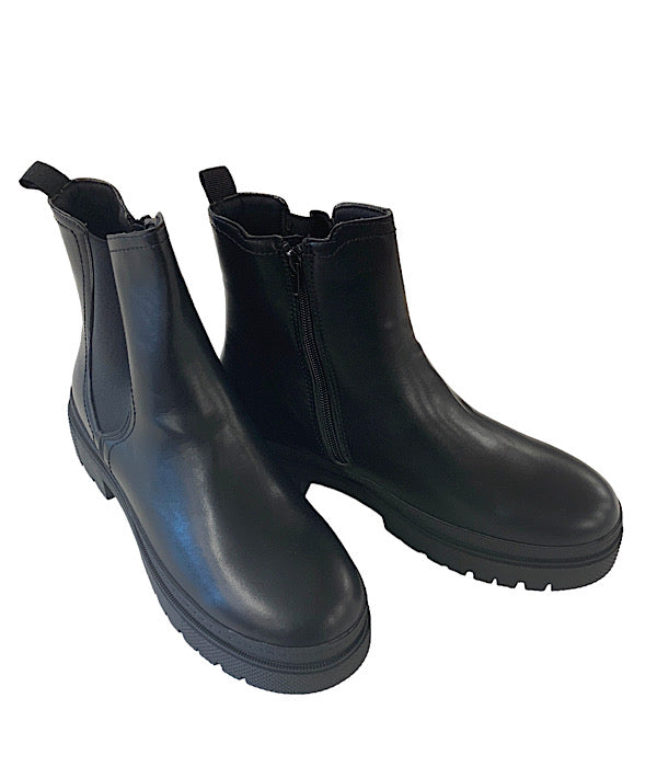 MR20 boots, black