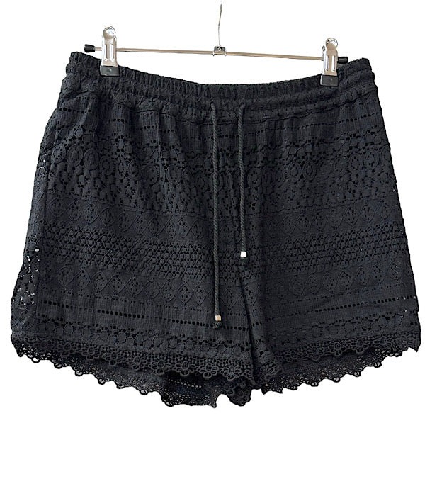 VM Honey lace shorts, black