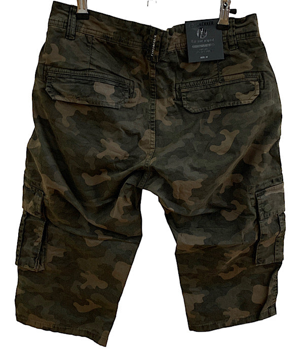 FINESMEKKER Dylan cargo capri shorts, ARMY camouflage