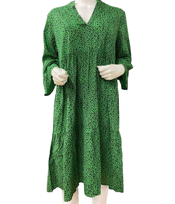 KAFFE Isolde Amber dress, chalk, poisen green